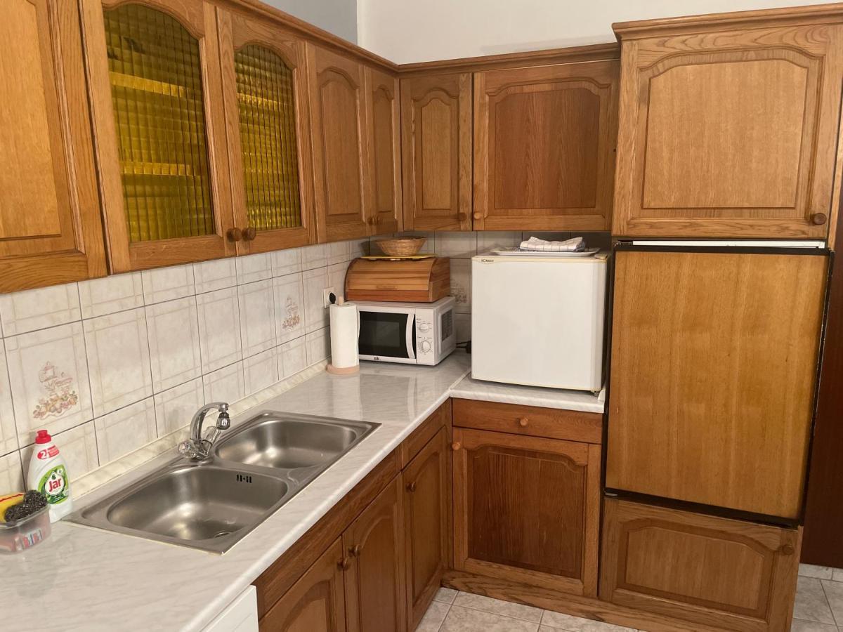 Apartmani Nina Crikvenica Bagian luar foto