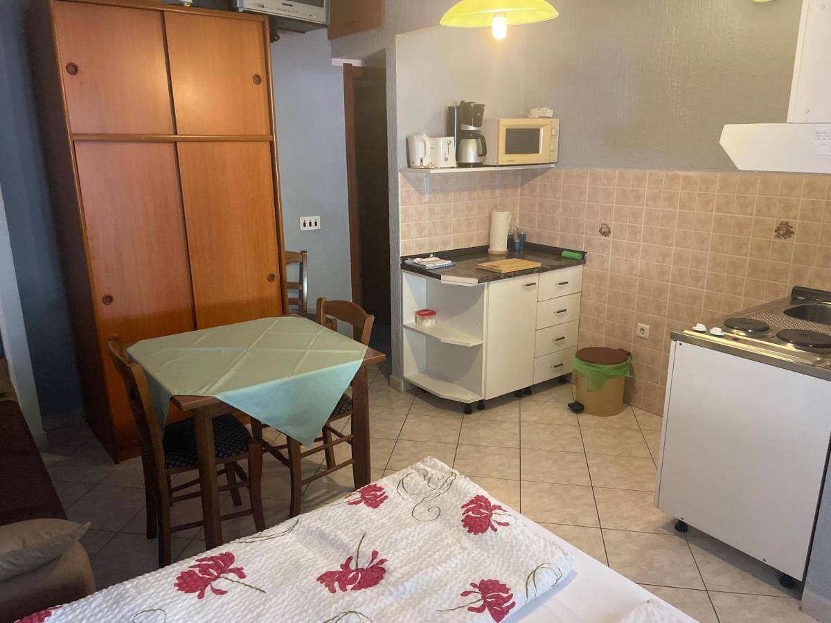 Apartmani Nina Crikvenica Bagian luar foto