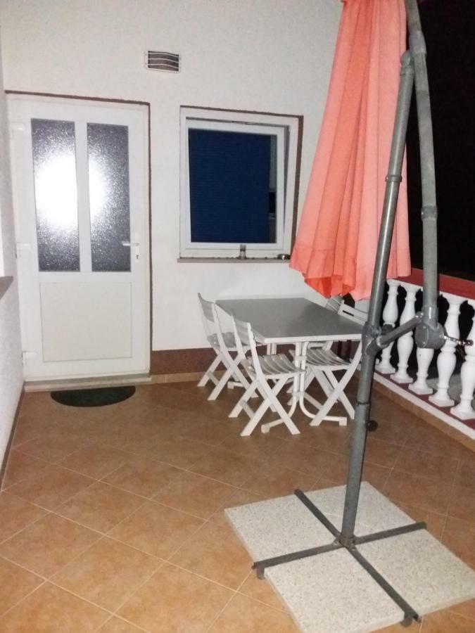 Apartmani Nina Crikvenica Bagian luar foto