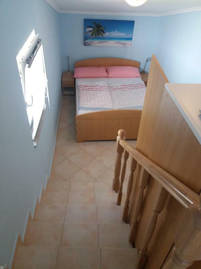 Apartmani Nina Crikvenica Bagian luar foto