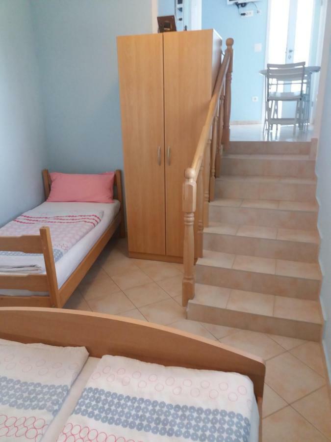 Apartmani Nina Crikvenica Bagian luar foto